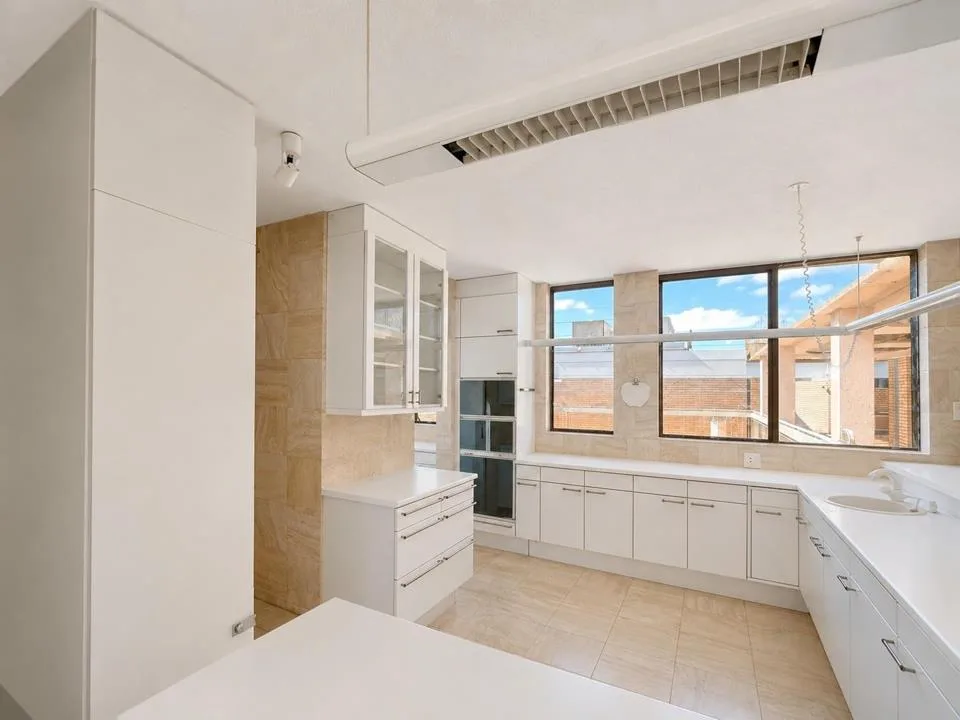 4 Bedroom Apartment / flat to rent in Brooklyn