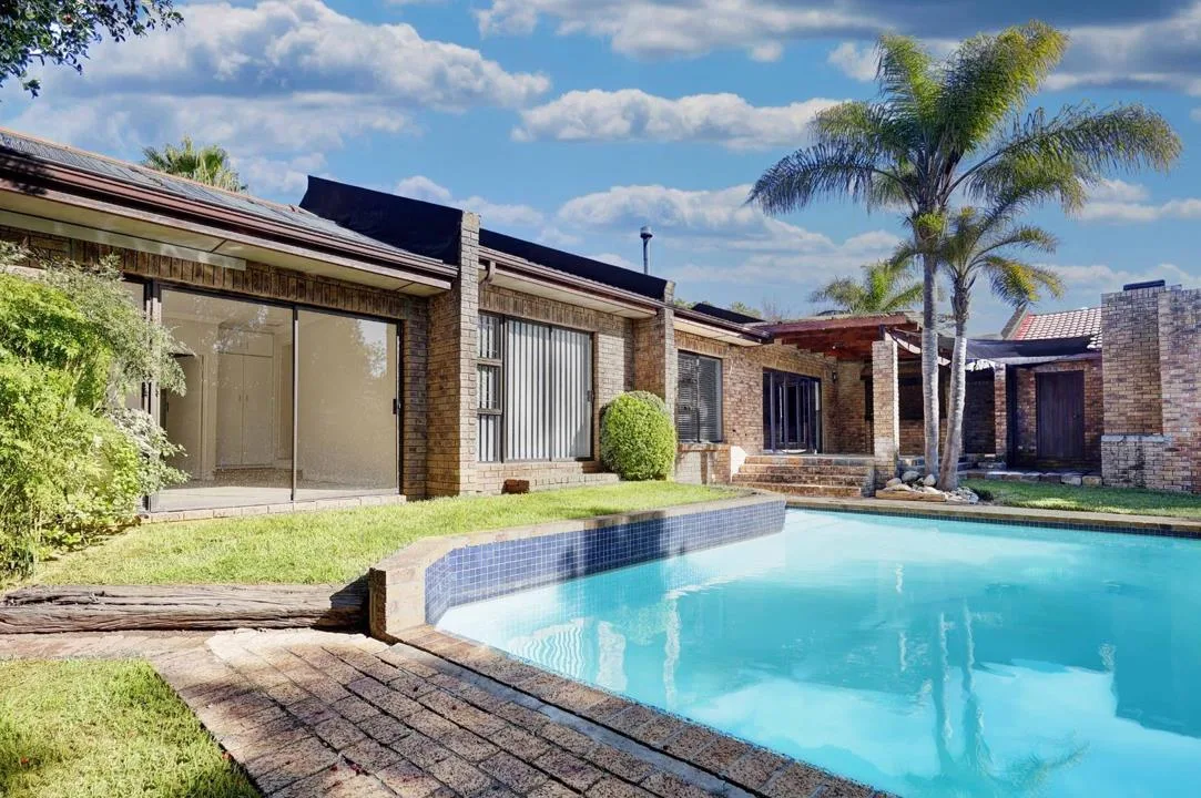 3 Bedroom House for sale in Protea Valley