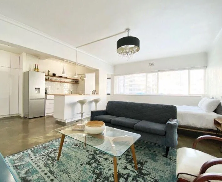 0.5 Bedroom Apartment / flat to rent in Three Anchor Bay