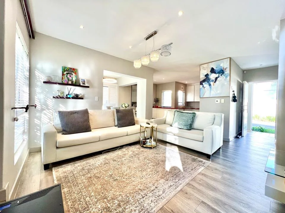 3 Bedroom Townhouse to rent in Wendywood