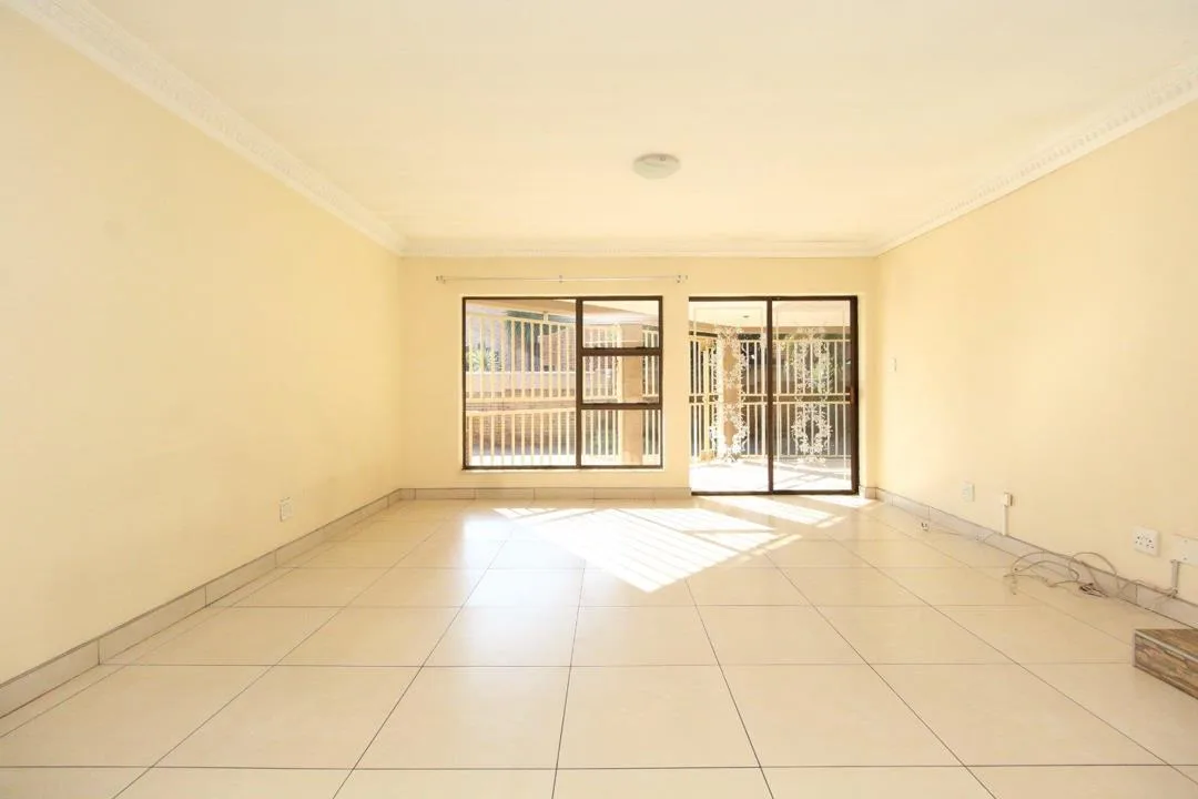 3 Bedroom House to rent in Lakefield