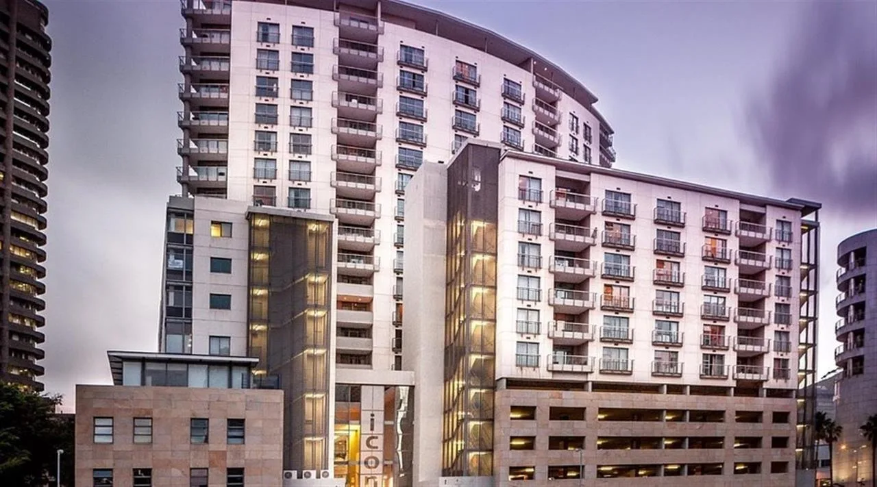 1 Bedroom Apartment / flat for sale in Foreshore