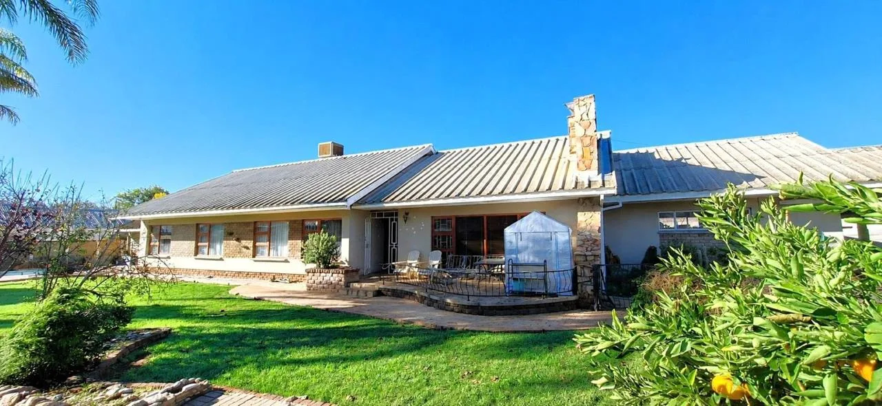 5 Bedroom House for sale in West Bank