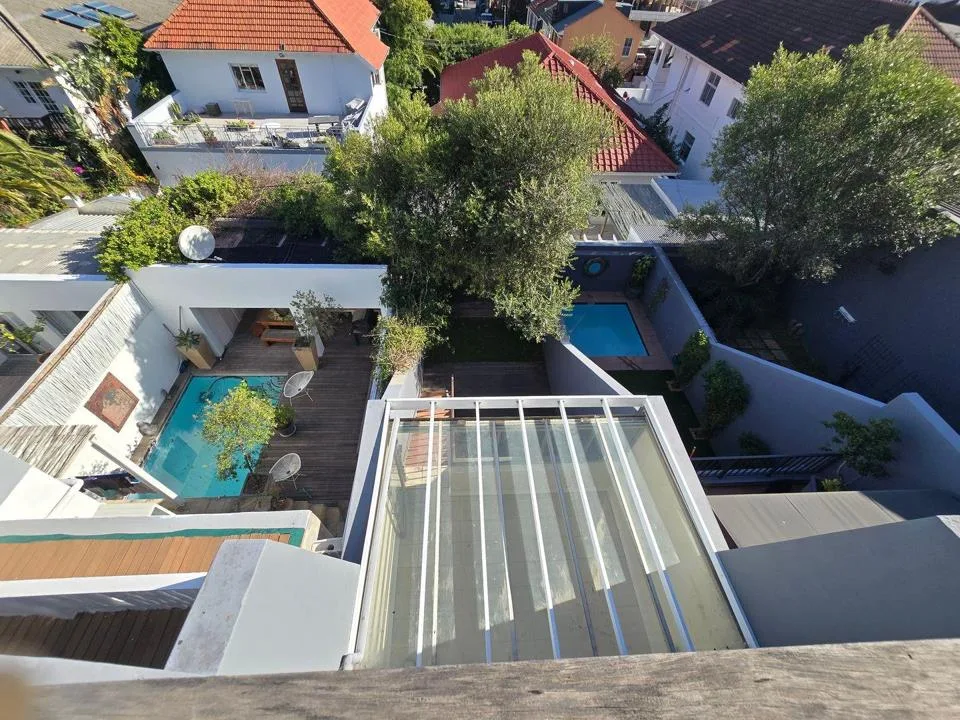 3 Bedroom Townhouse to rent in Sea Point