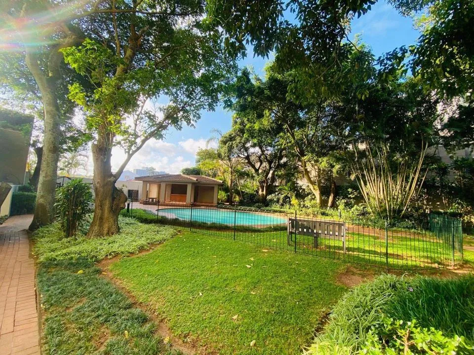 4 Bedroom Apartment / flat to rent in Essenwood