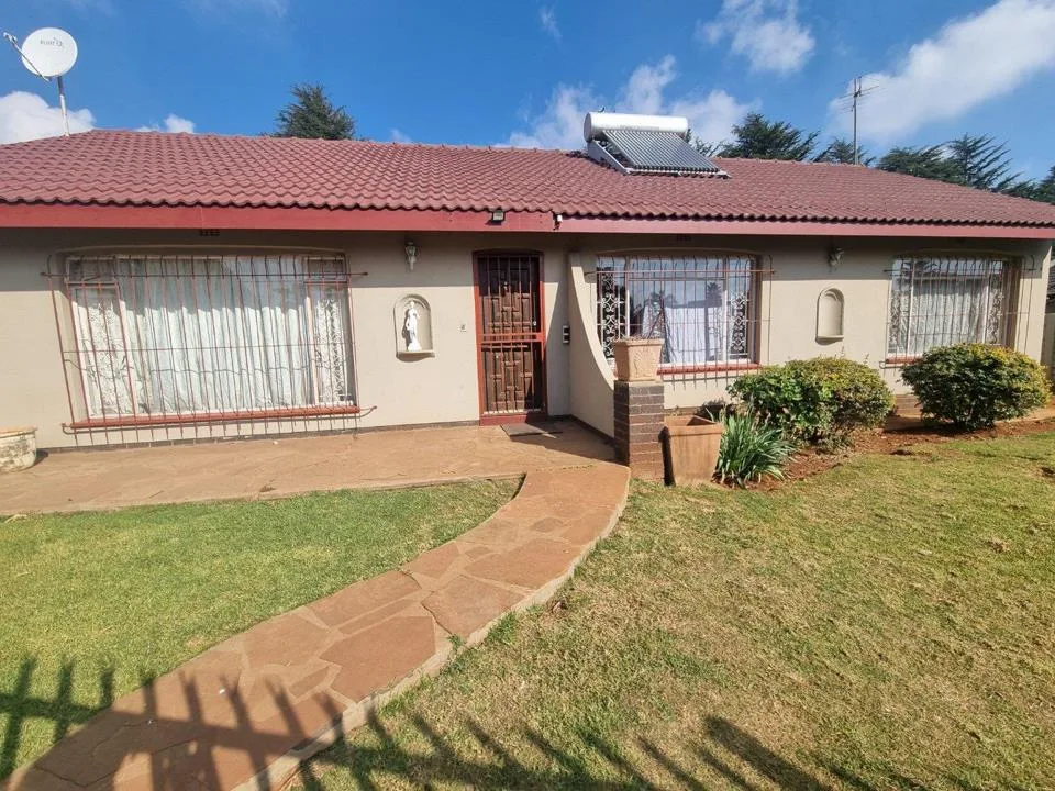 3 Bedroom House to rent in Krugersrus