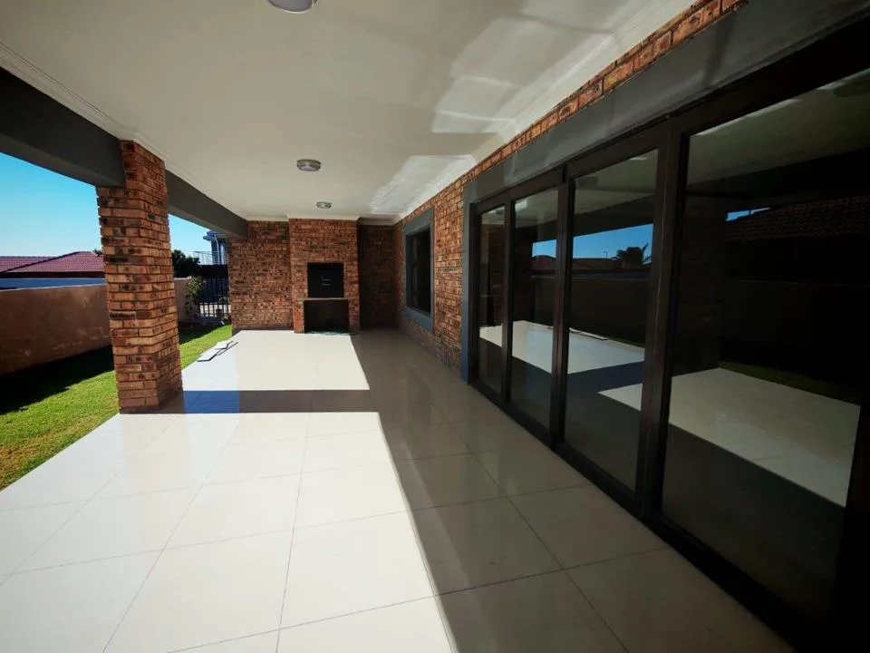 4 Bedroom House to rent in Karenpark