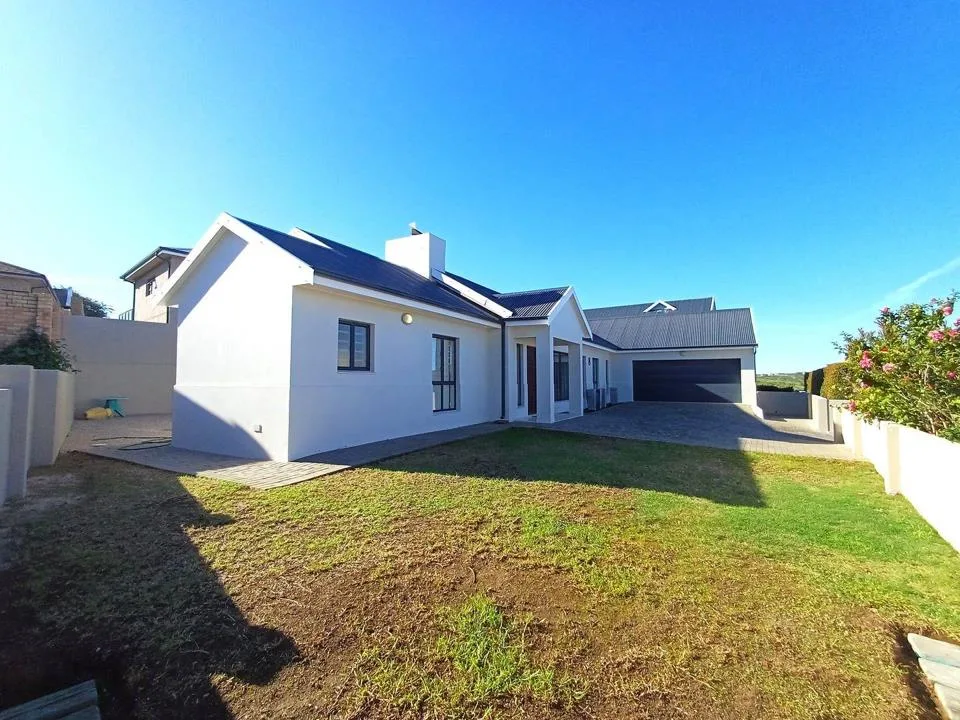 3 Bedroom House for sale in Monte Christo
