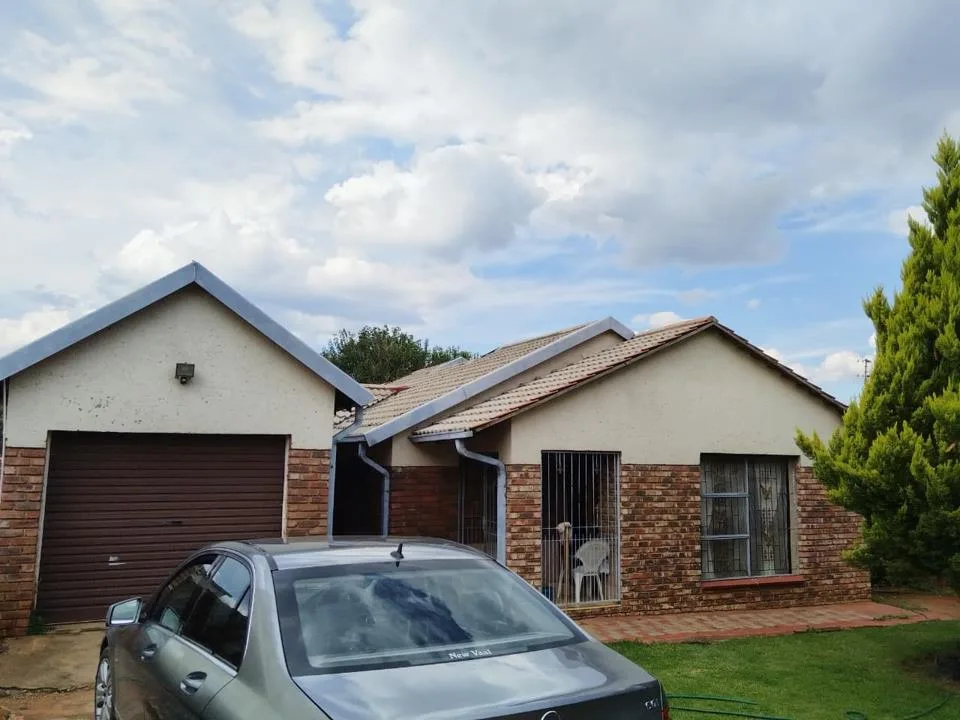 2 Bedroom House for sale in Mohadin