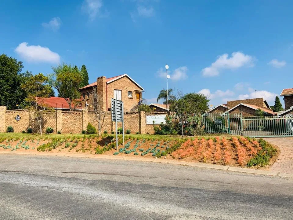 3 Bedroom Townhouse to rent in Newlands