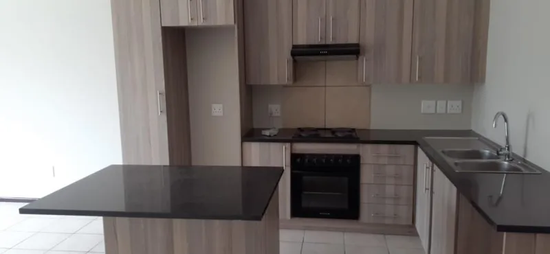 2 Bedroom Apartment / flat to rent in Ruimsig