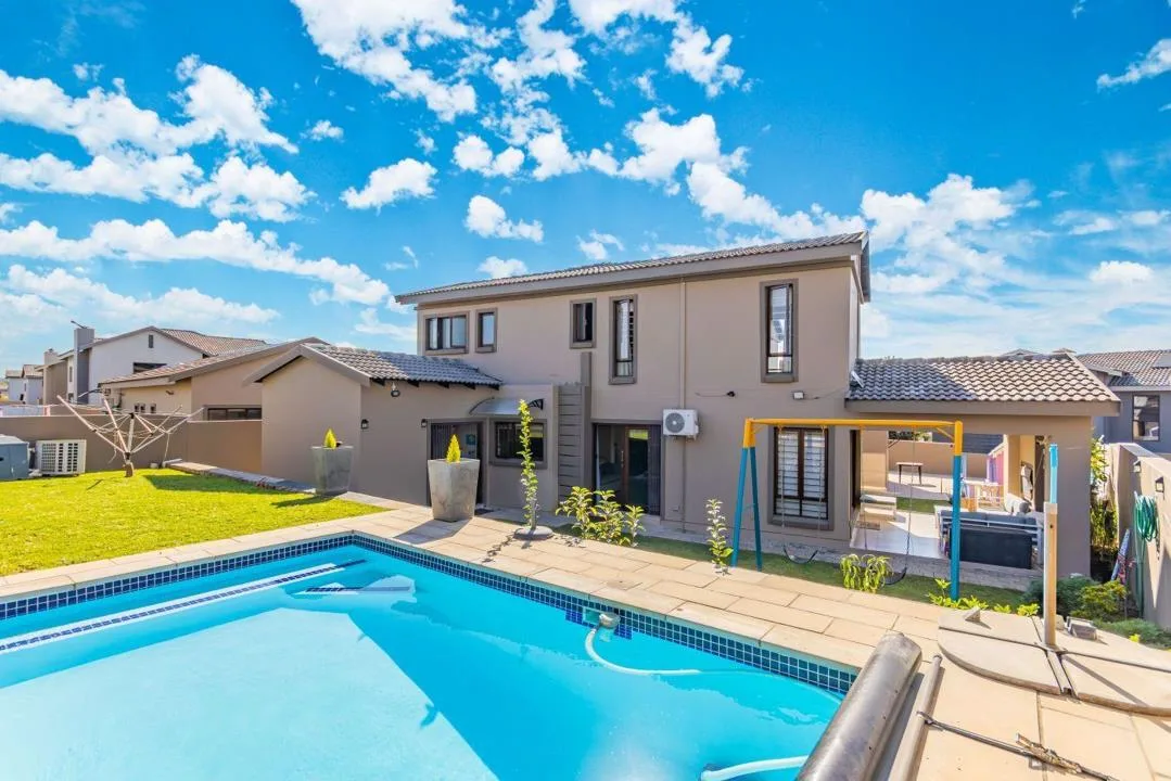 5 Bedroom Townhouse to rent in Barbeque Downs