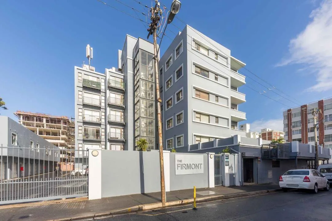 2 Bedroom Apartment / flat for sale in Sea Point