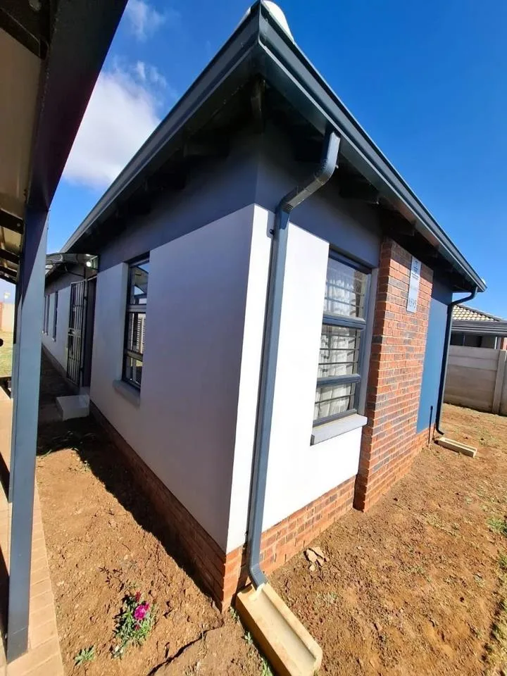4 Bedroom Townhouse to rent in Sky City
