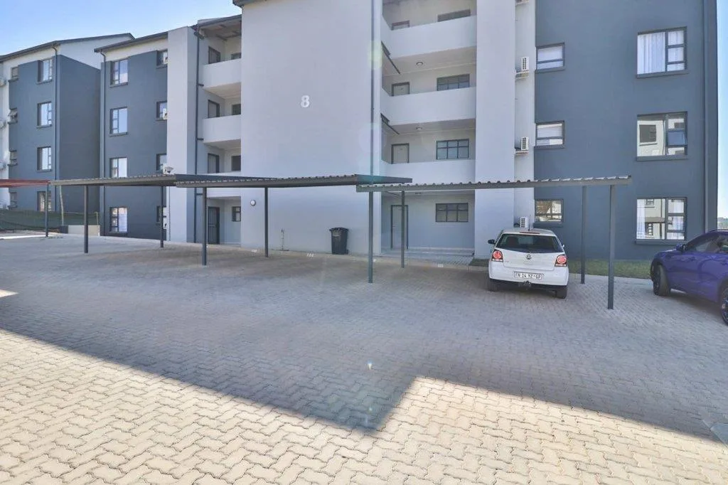 2 Bedroom Apartment / flat to rent in Glen Austin AH