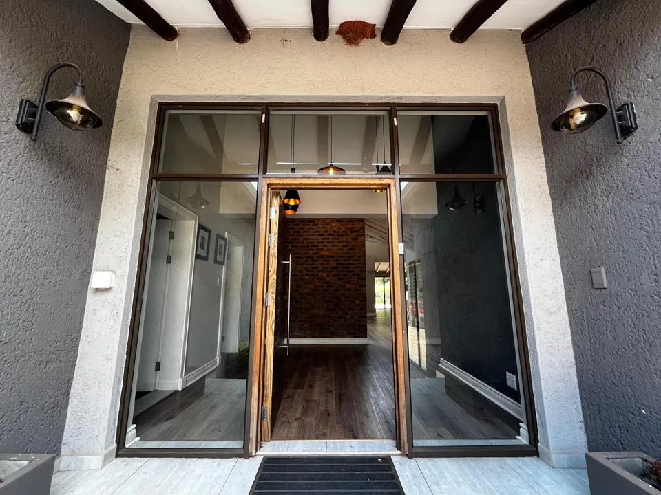 4 Bedroom House to rent in Woodhill Golf Estate