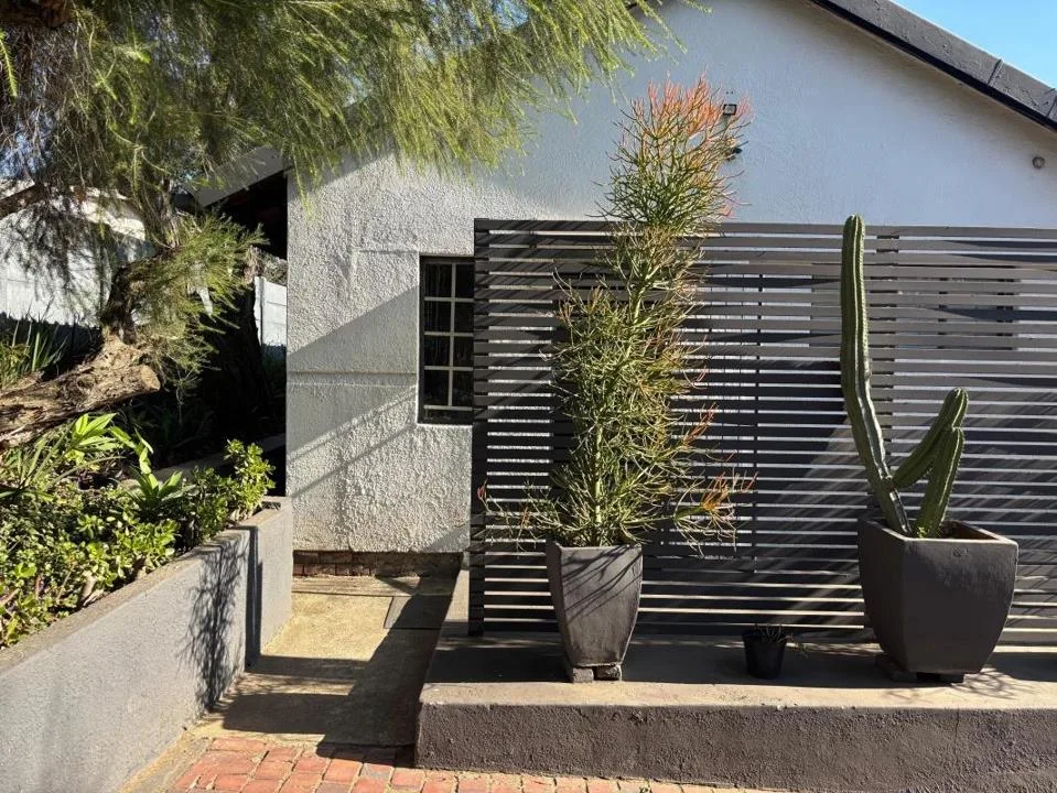 1 Bedroom Apartment / flat to rent in Bryanston
