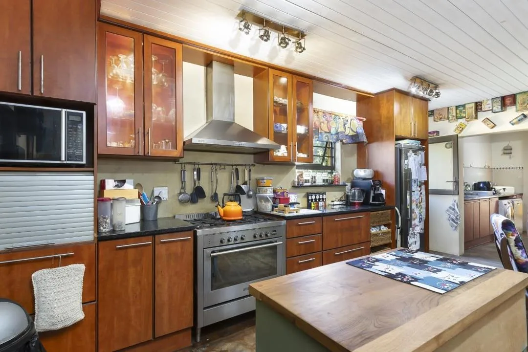 4 Bedroom House for sale in Twin Palms