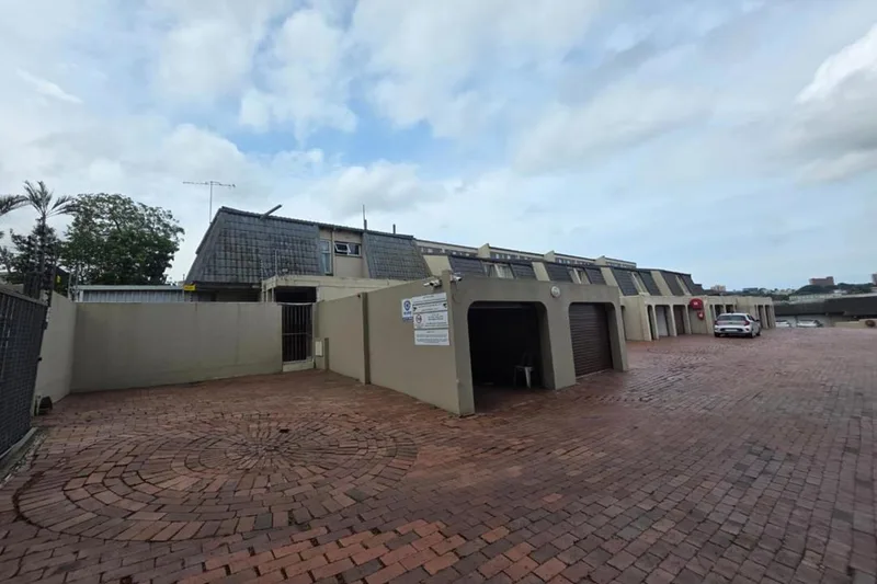 2 Bedroom Townhouse to rent in Waterval Park