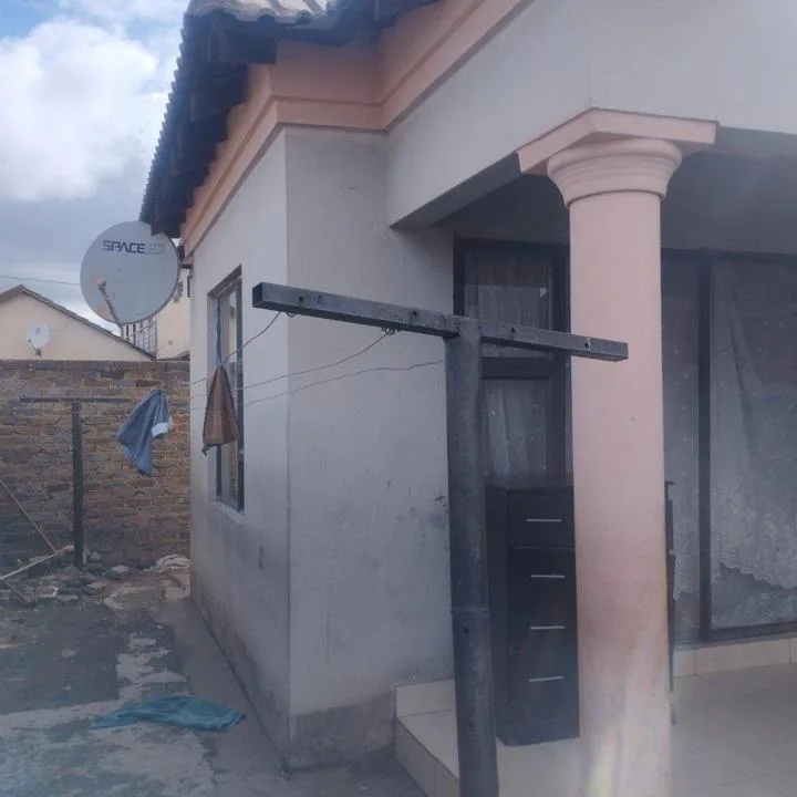 House to rent in Protea Glen
