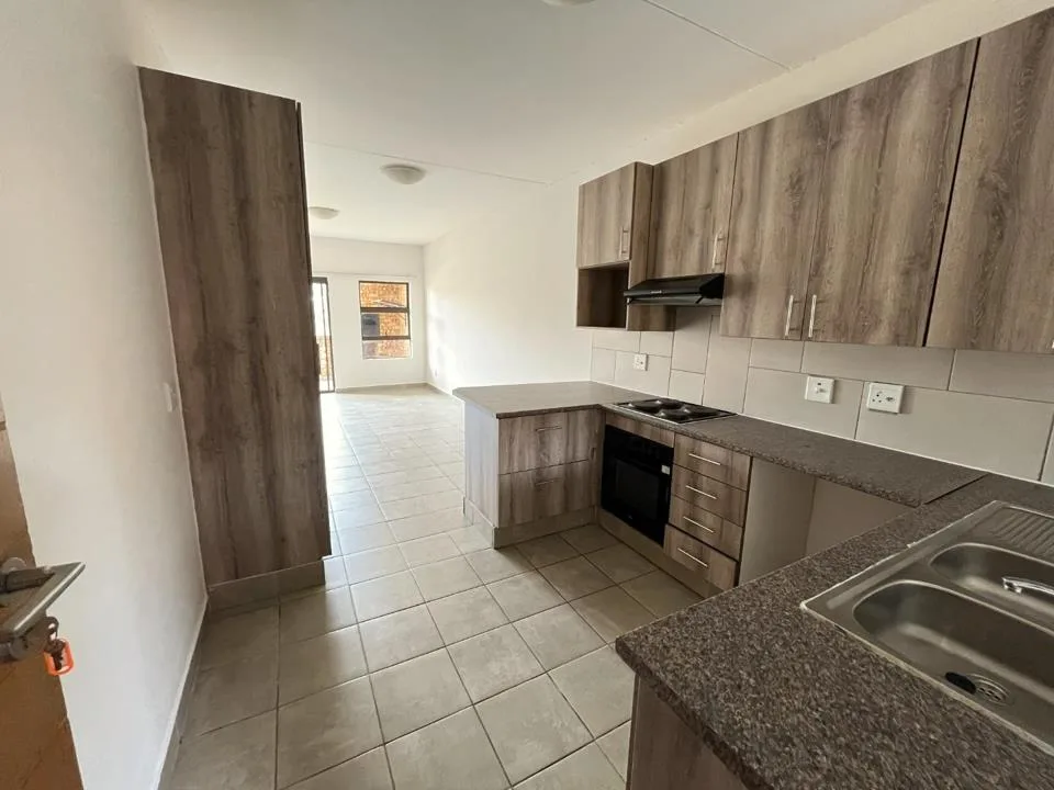 2 Bedroom Apartment / flat to rent in Raslouw