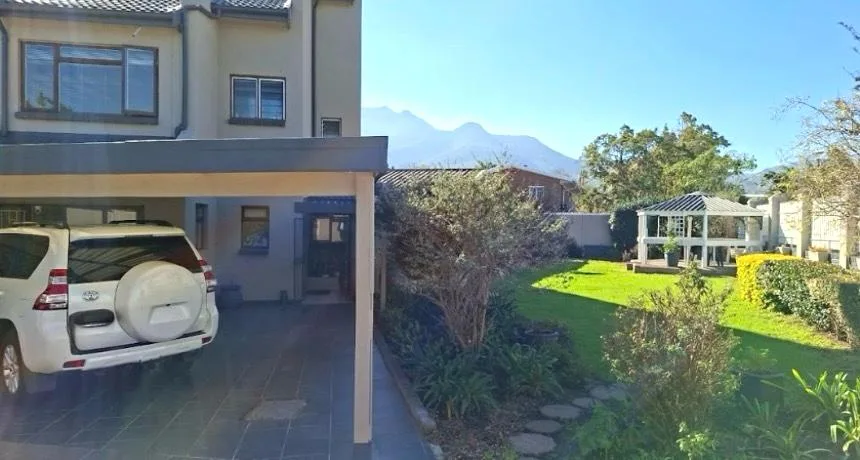 3 Bedroom Townhouse for sale in Dormehls Drift