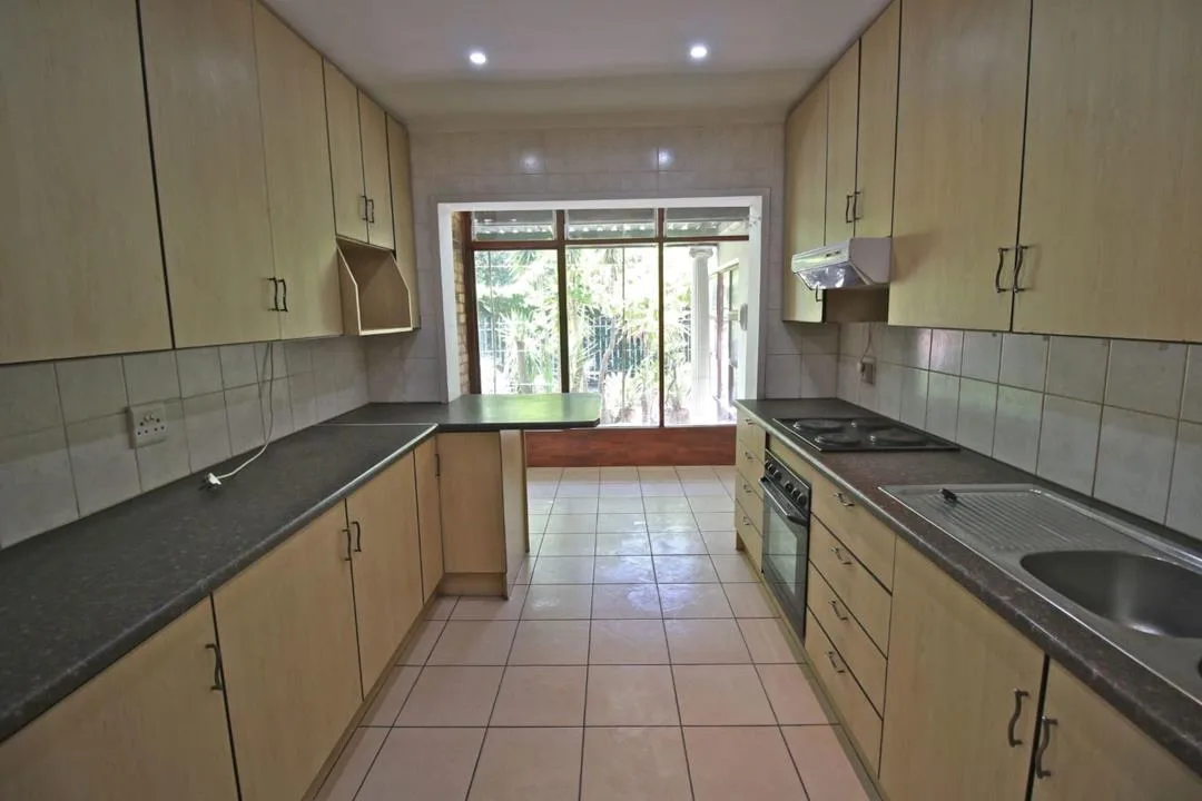 2 Bedroom Apartment / flat to rent in Bothasig