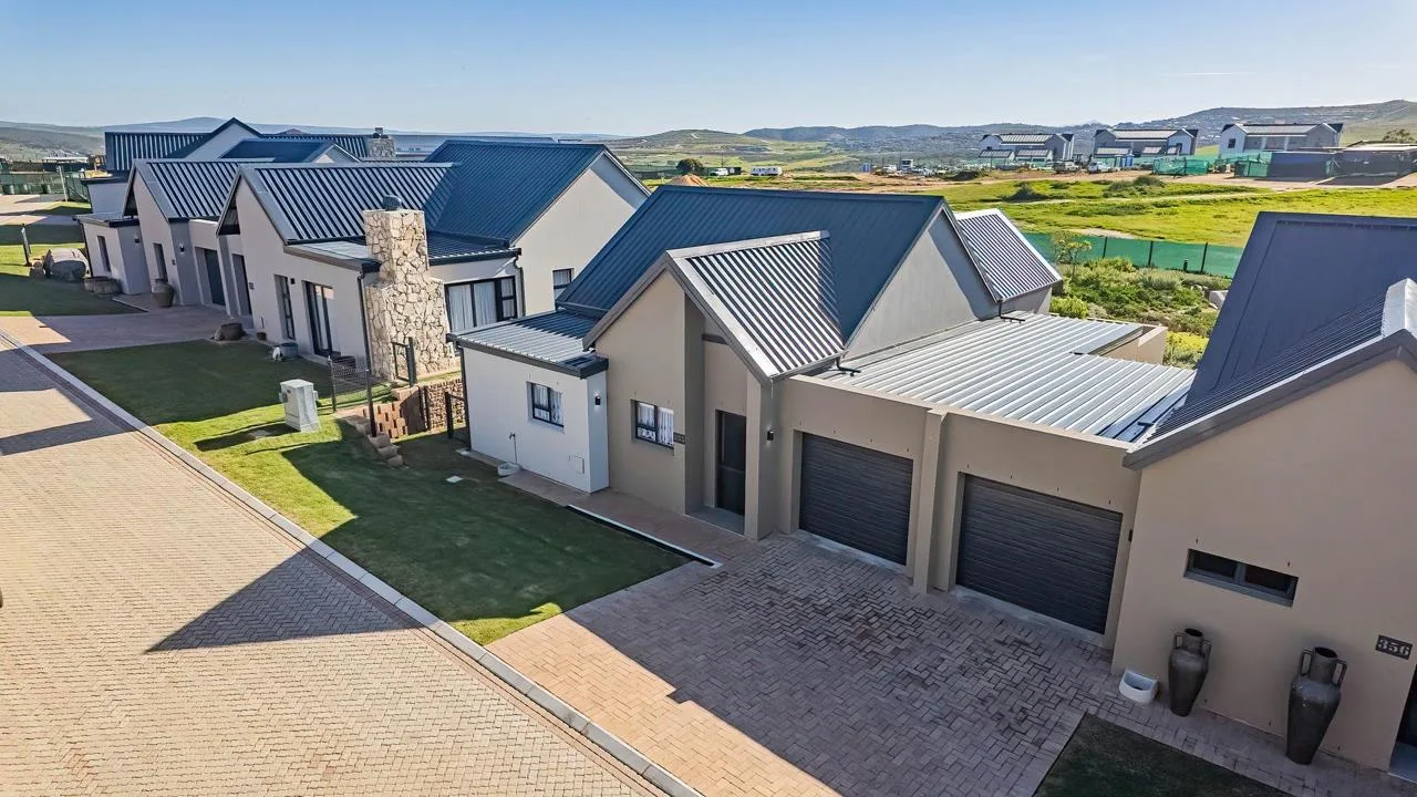 2 Bedroom Townhouse for sale in Hartland Lifestyle Estate