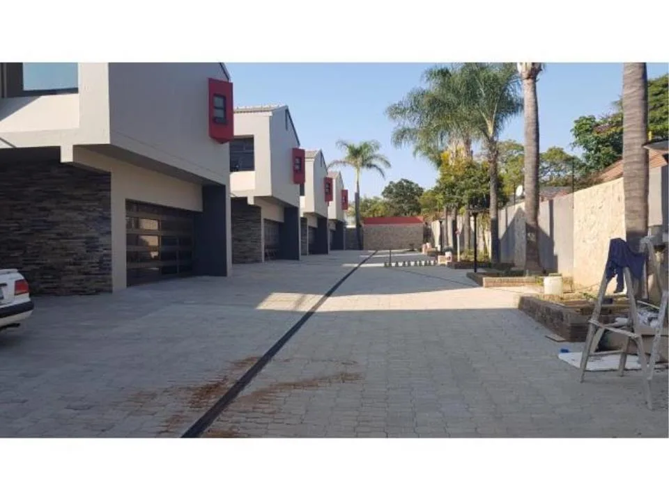 4 Bedroom House to rent in Waterkloof