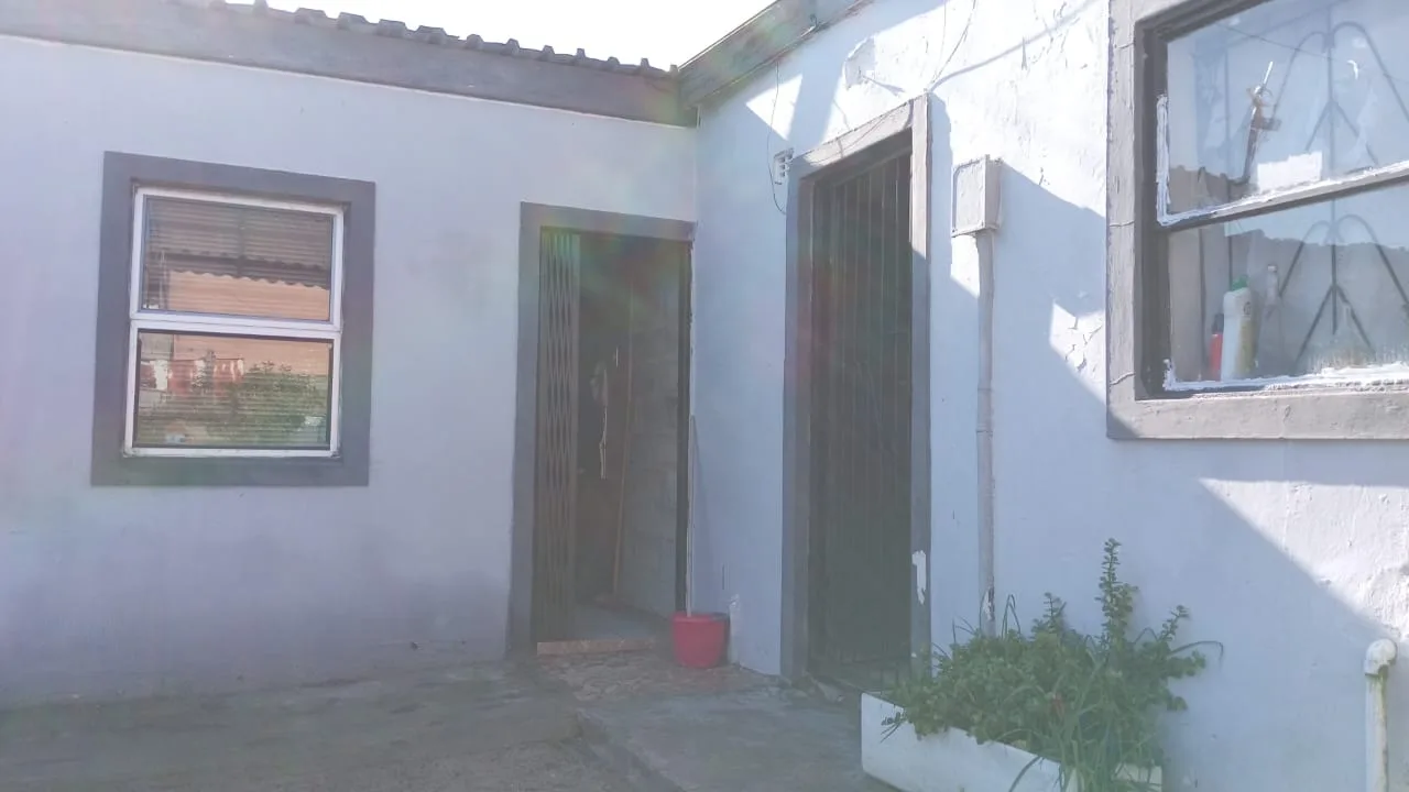 3 Bedroom House for sale in Browns Farm