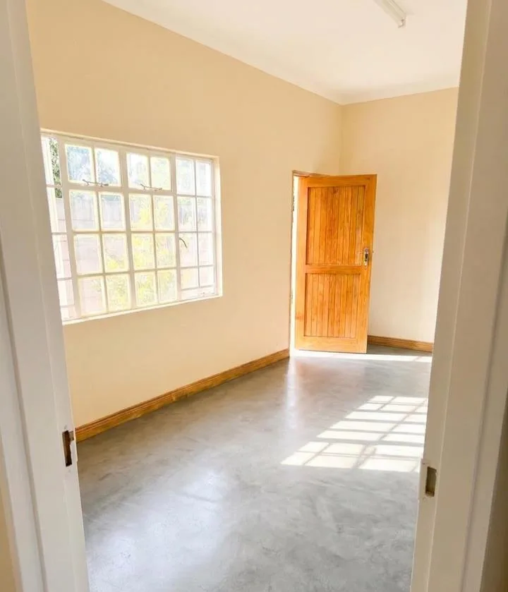 3 Bedroom House to rent in Benoni Small Farms