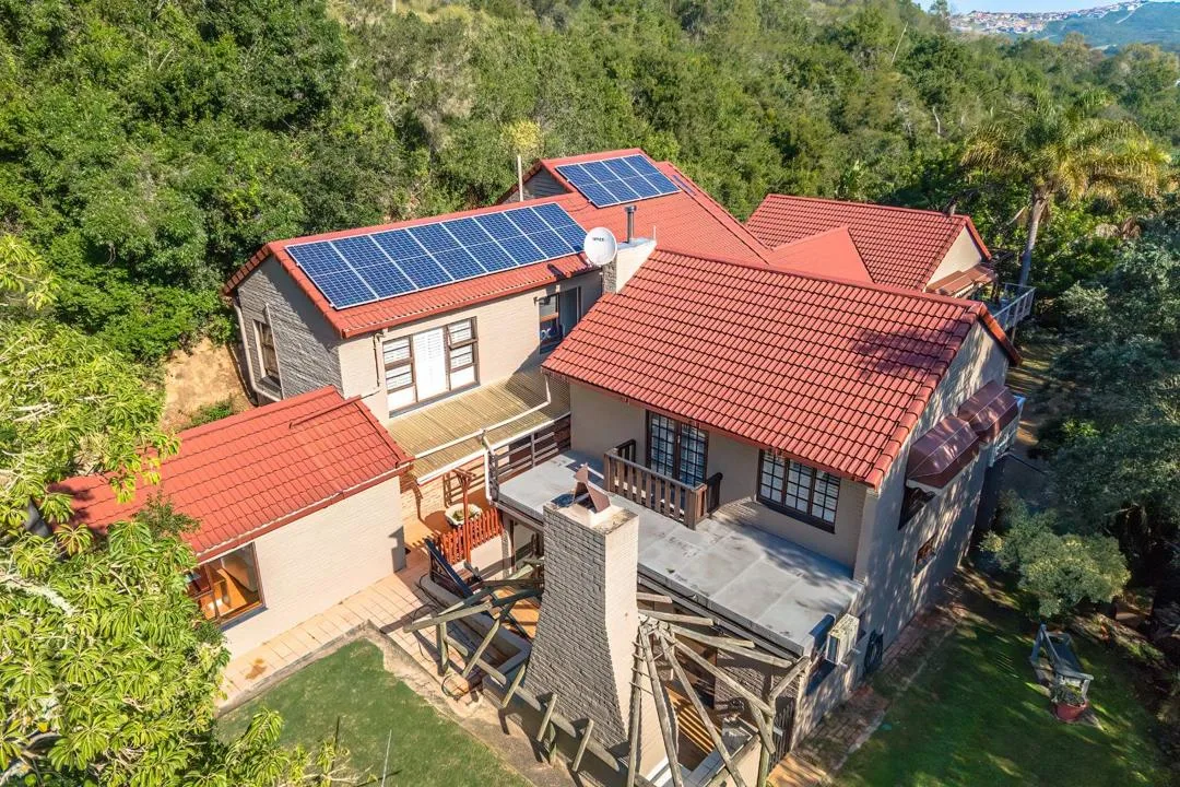 4 Bedroom House for sale in Groot Brakrivier Central