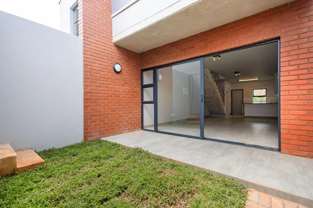 2 Bedroom Townhouse to rent in Olympus AH