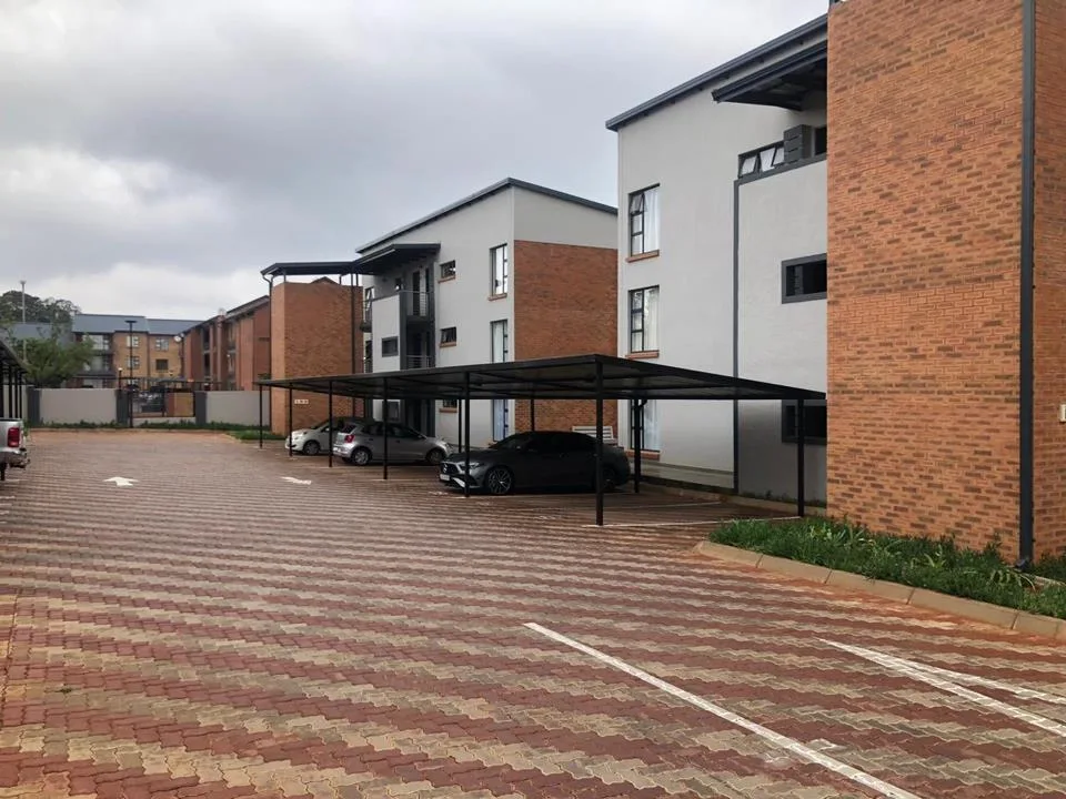 2 Bedroom Apartment / flat to rent in Olympus AH