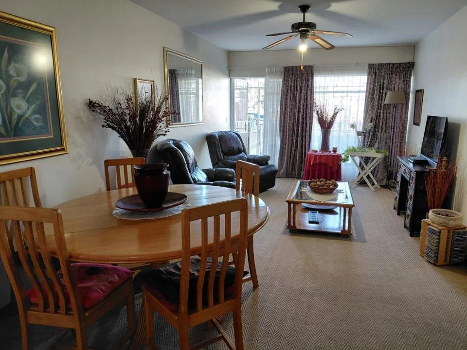 2 Bedroom Apartment / flat for sale in Flamwood