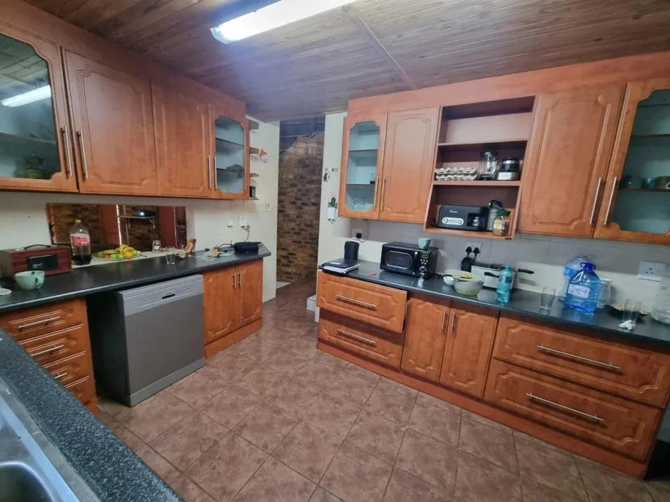 3 Bedroom House to rent in Vaaloewer