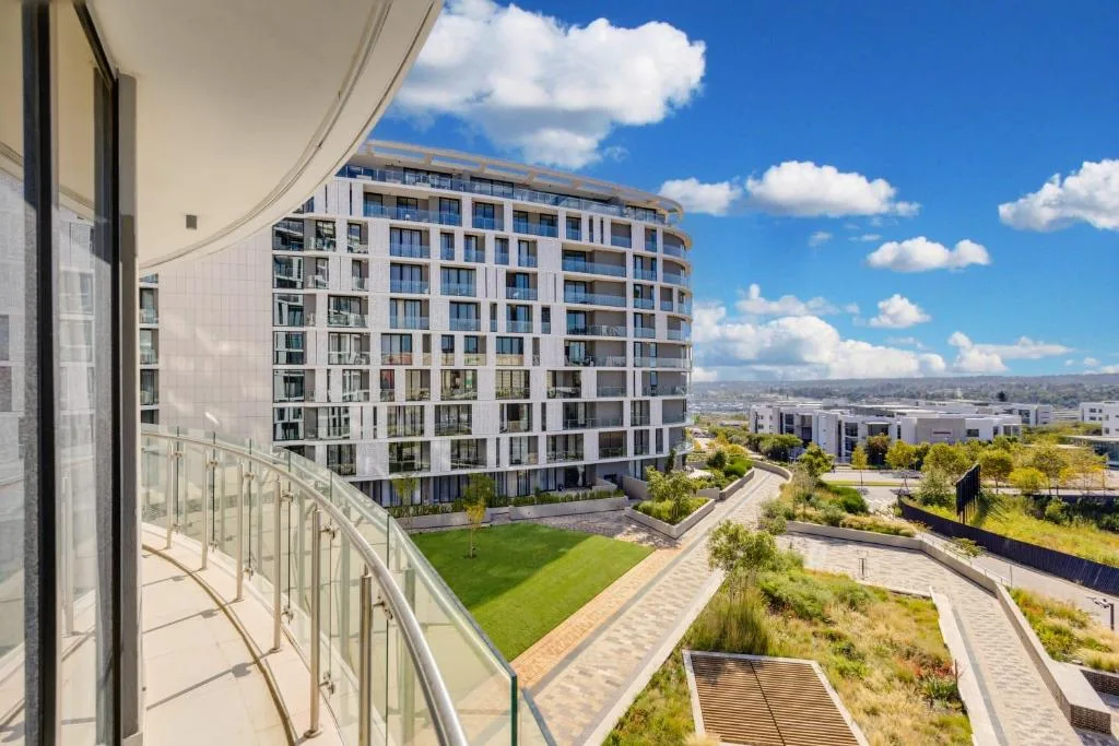2 Bedroom Apartment / flat to rent in Waterfall