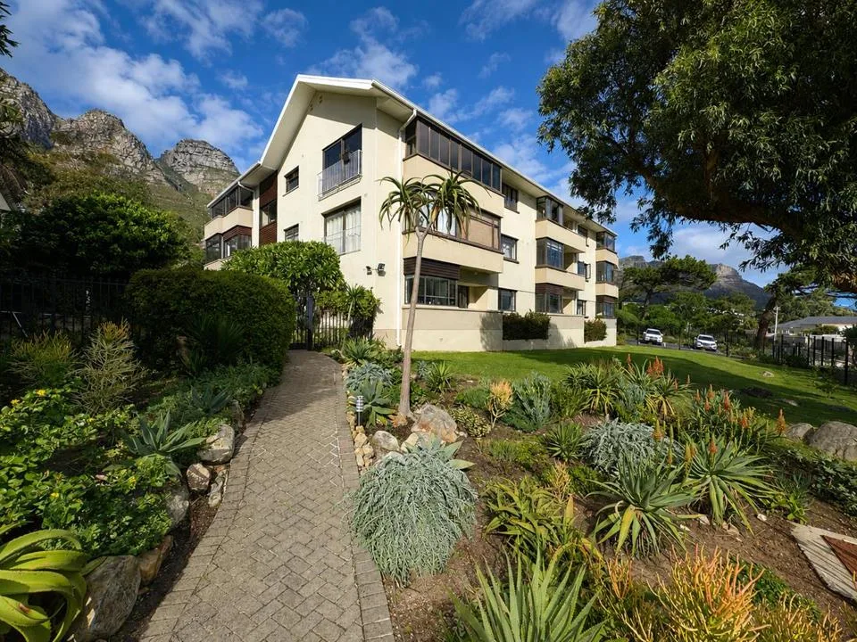 1 Bedroom Apartment / flat to rent in Camps Bay
