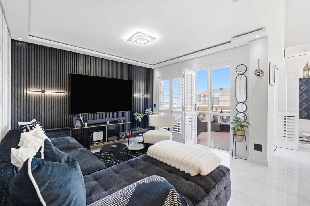 3 Bedroom Apartment / flat for sale in Century City