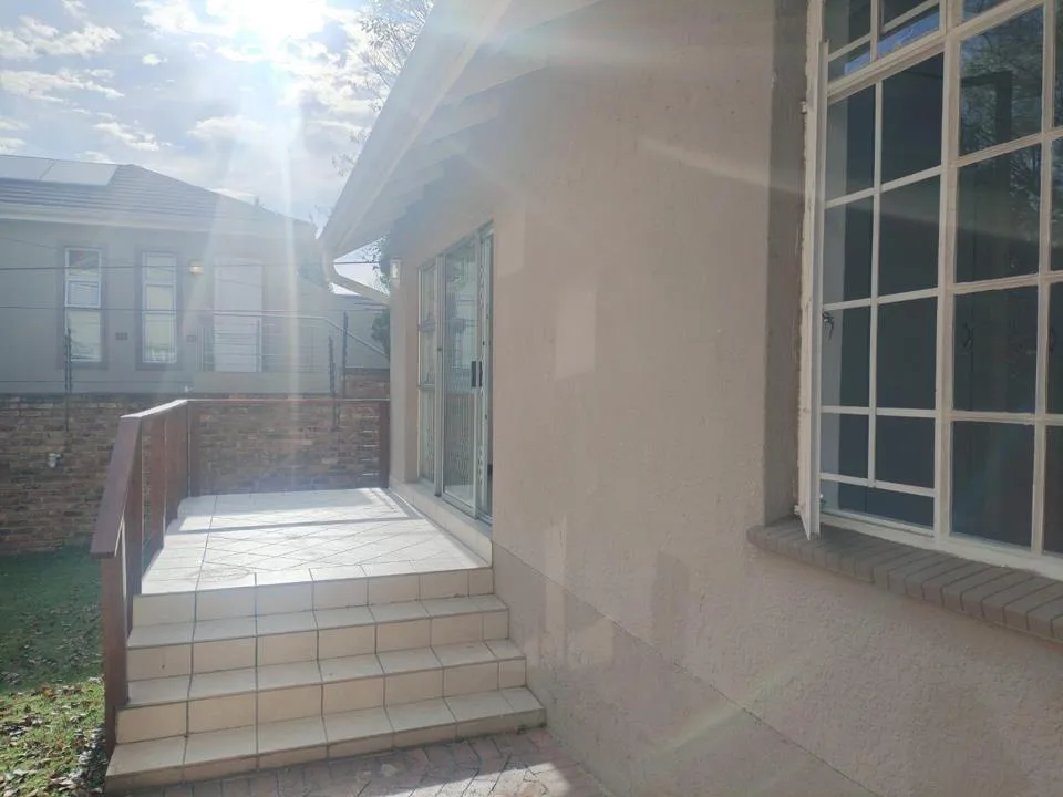 1 Bedroom Apartment / flat to rent in Bryanston