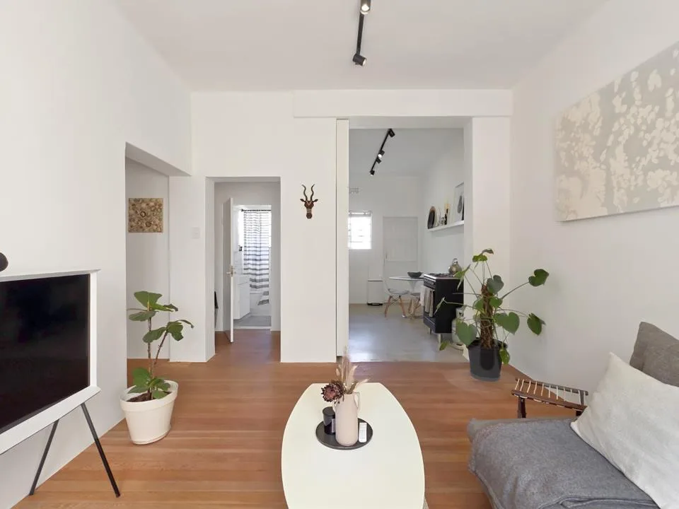 2 Bedroom Apartment / flat for sale in Tamboerskloof