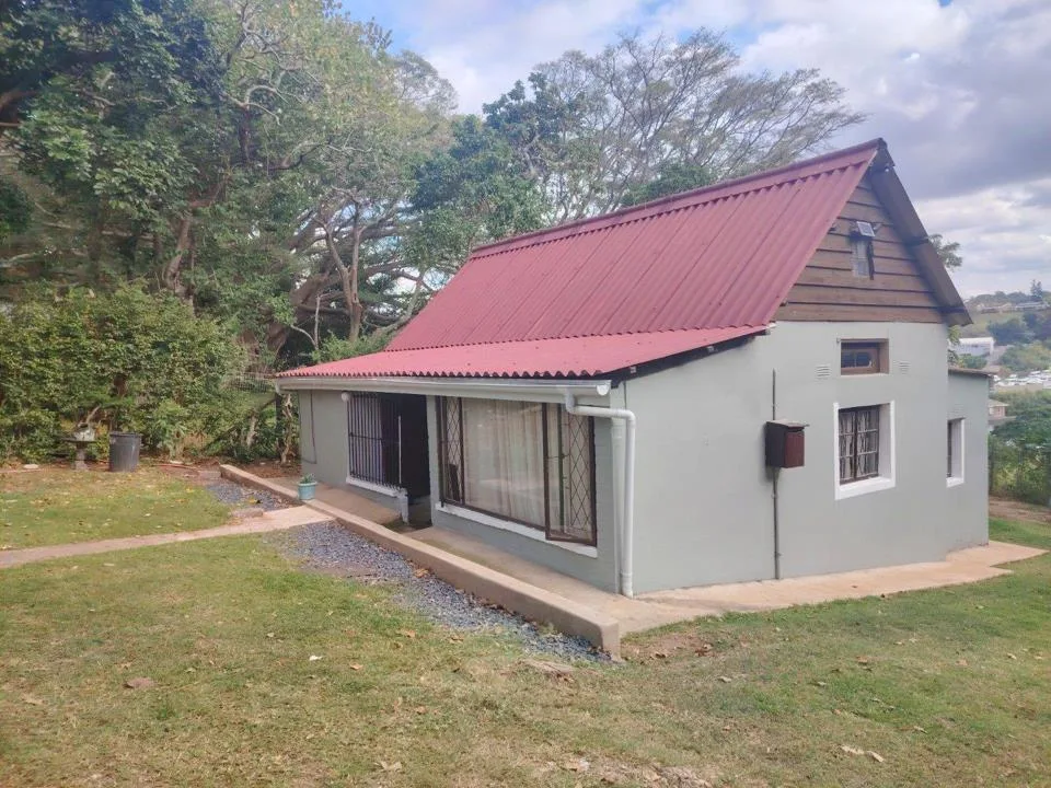 3 Bedroom House to rent in Lawrence Rocks