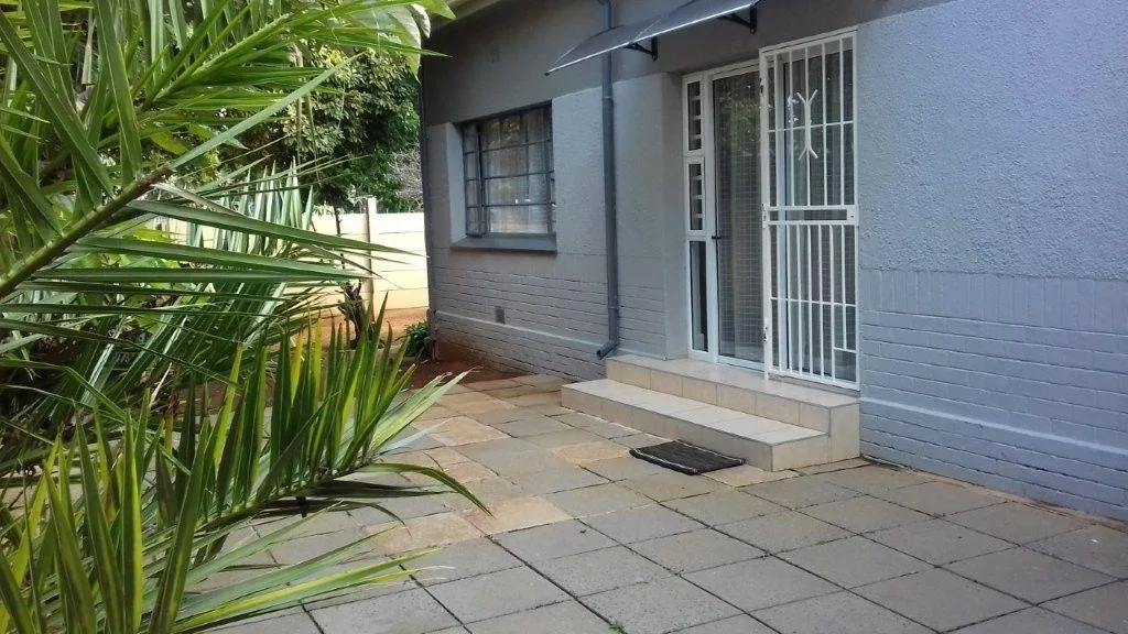 2 Bedroom House to rent in Rouxville
