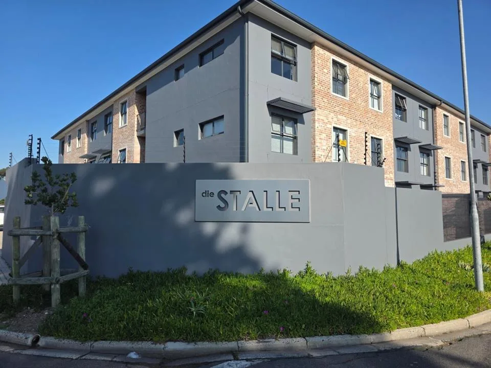 2 Bedroom Apartment / flat for sale in Silver Oaks