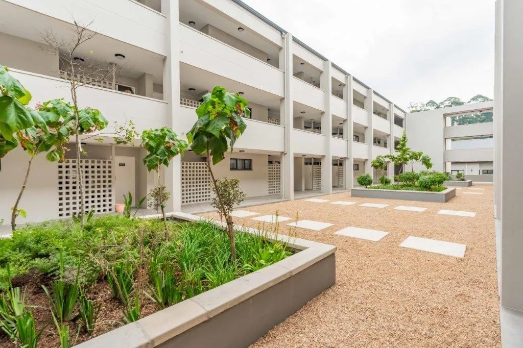2 Bedroom Apartment / flat to rent in Emberton Estate