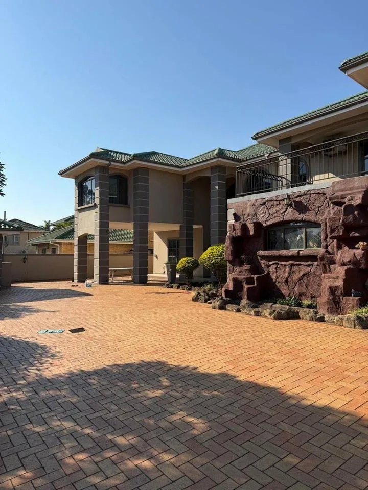 4 Bedroom House to rent in Somerset Park