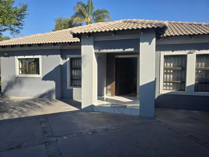 4 Bedroom House to rent in Doornpoort