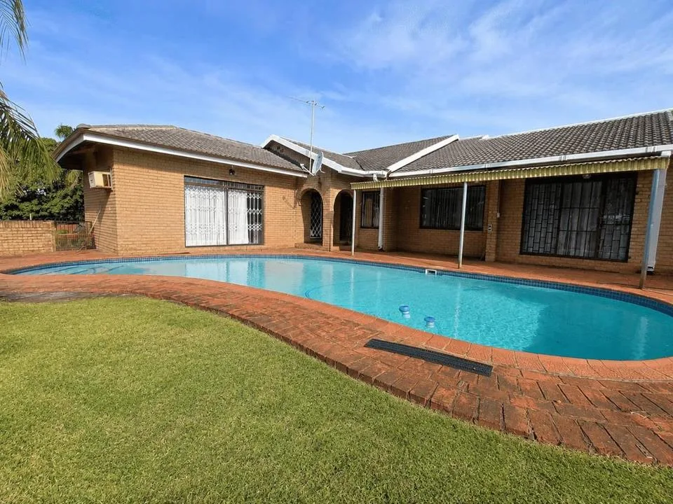 4 Bedroom House to rent in Panorama