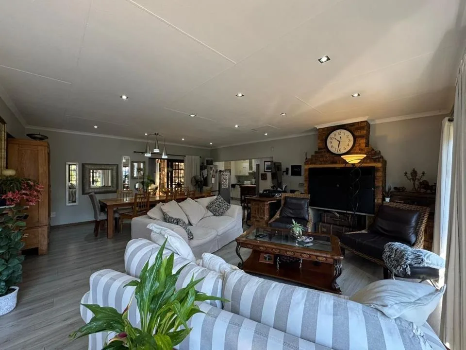 2 Bedroom House to rent in Glen Marais