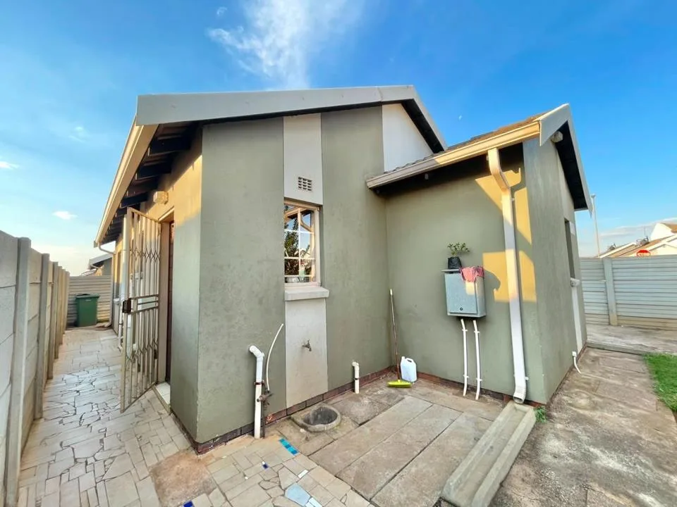 3 Bedroom House to rent in Sky City